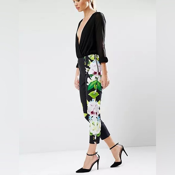 Ted Baker Galla Trousers in Mirrored Forget Me Not Print Sz:2/US6 - Picture 2 of 12